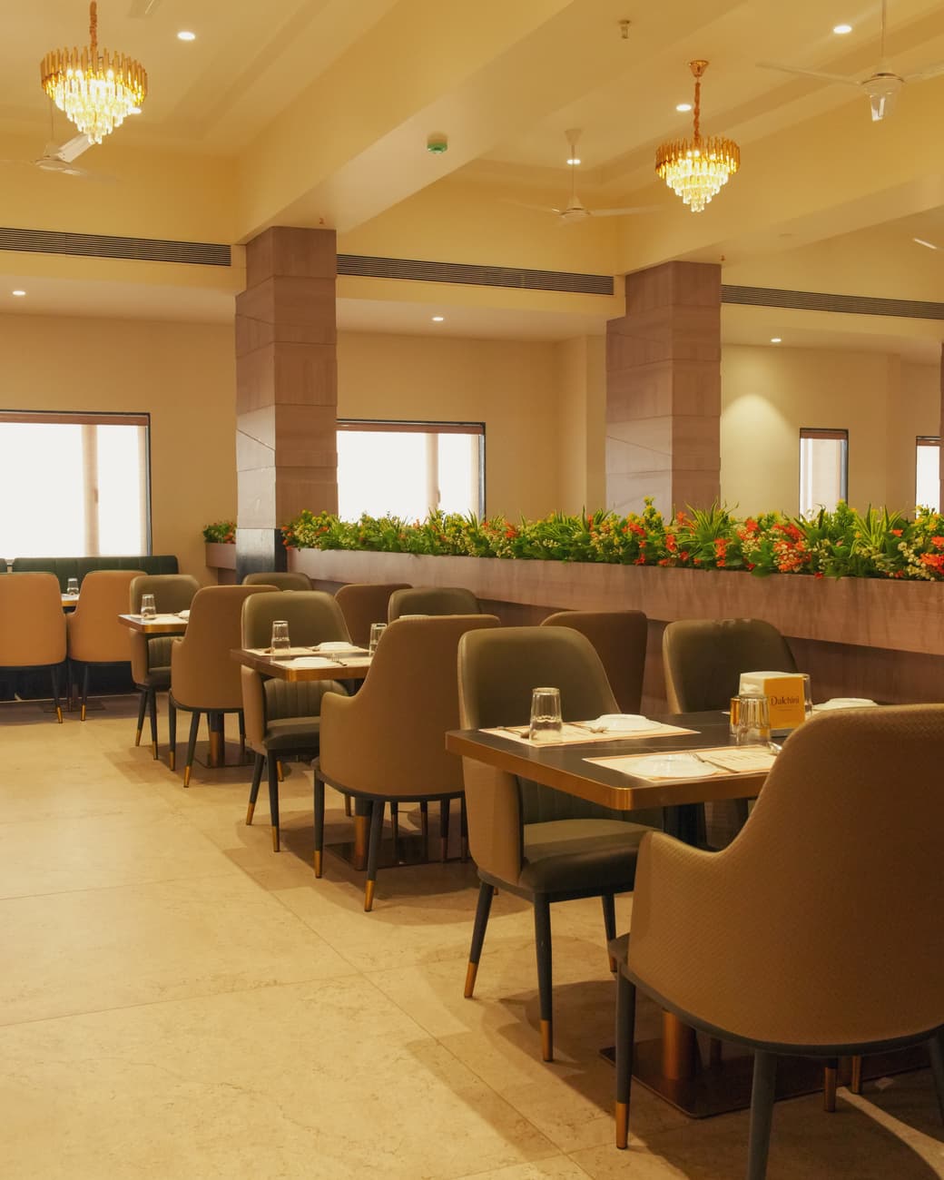 Dalchini dining room